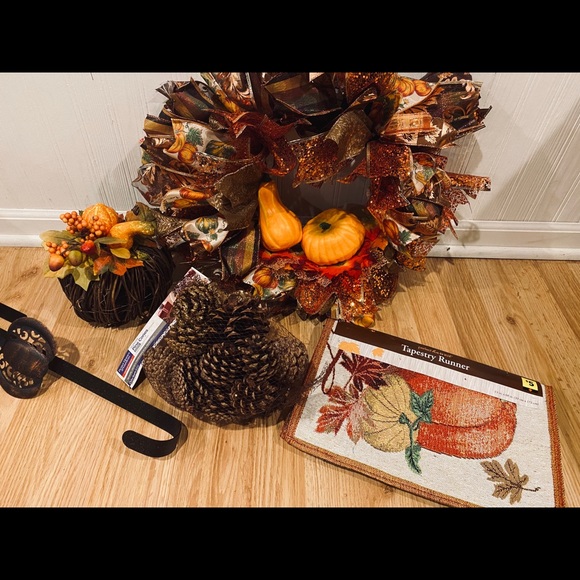 Fall Decor - Picture 7 of 8